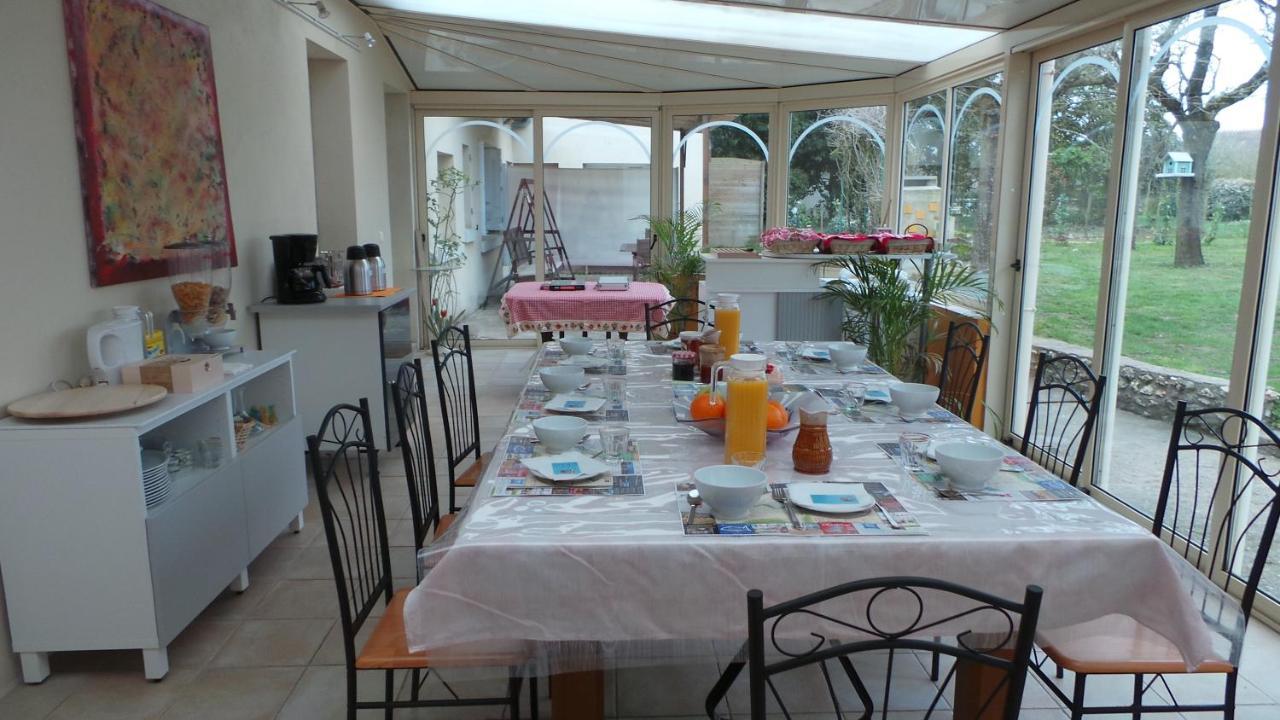 Chambre D'Hotes Mansardee Saint-Ouen-les-Vignes 外观 照片